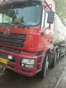 2011年前四后八散裝水泥罐車出售