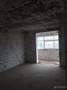 三居室房屋出售
