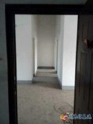 低價出售【怡馨佳苑】三室兩廳房屋一套