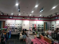 曉峰內(nèi)衣千禧百貨纖黛爾專柜招半班優(yōu)秀導購數(shù)名