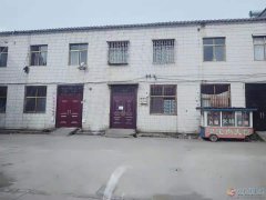 狂口商貿(mào)城房屋出租，年交每年4000元，或月交每月400元
