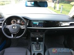 19年九成新大眾朗逸轎車轉(zhuǎn)讓 一兩萬(wàn)提車