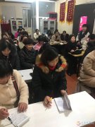 月嫂，育嬰，護工，家政，包食宿免費培訓(xùn)，持證上崗