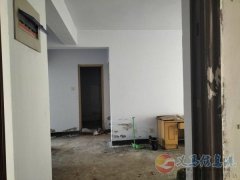 毛溝常苑社區(qū)三區(qū)62號樓東二單元一樓，三室一廳，原始房未裝修