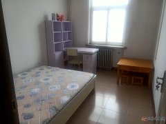 興苑小區(qū)6樓60平兩室一廳特價出售，帶煤棚拎包入住