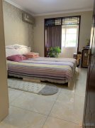1樓 115平三室 地暖 帶家電 18萬(wàn)