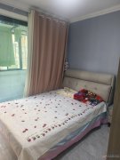 2樓全新精裝，名牌家具家電，75平3室1廳暖燃齊拎包入住