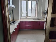 首付6萬，銀杏國137平3室2廳，有證可過戶貸款，拎包入住4