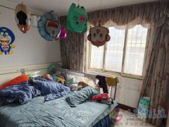 1樓，8.8萬帶間車庫，85平3室1廳拎包入住，二中東工地
