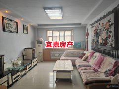 巴奴附近135平 3室2廳學區(qū)房 首付僅需3.5萬拎包住