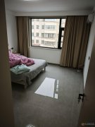 3樓精裝，非常新沒(méi)怎么住，130平3室2廳，29.8萬(wàn)