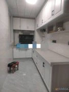 全新精裝電梯房，一天沒住，90平2室2廳，好位置好樓層