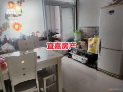 千秋社區(qū)三樓131平3室2廳 燃暖齊全24.8萬拎包住