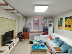 三中對(duì)面精裝一樓養(yǎng)老房 120平 3室2廳 燃暖齊全拎包住 
